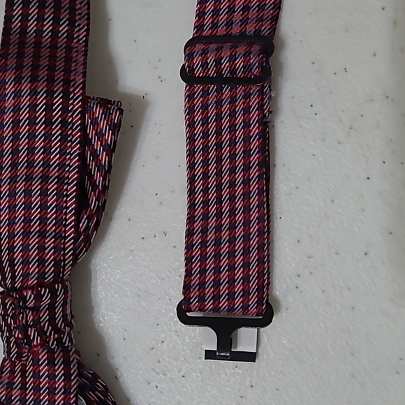 J. Khaki Pink and Black Patterned SILK Bow Tie - Picture 3 of 3